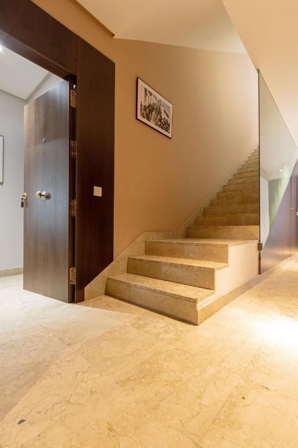 Apartamento Alkazar Gardens Old Town 6 Pax Sevilla Exterior foto